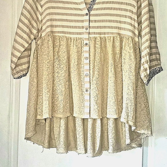 Hyke stripped/aztec high low blouse - Picture 2 of 8